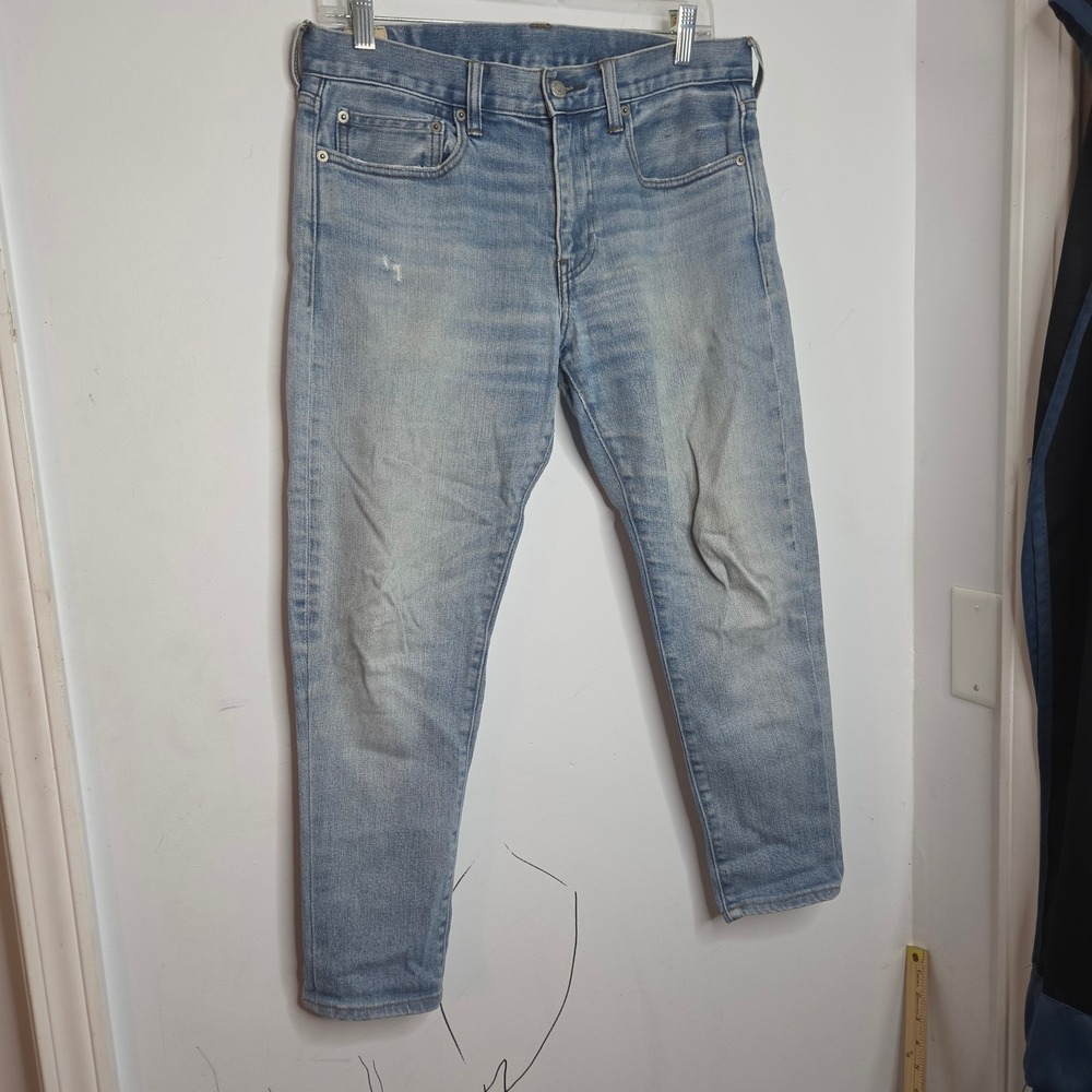 J.Crew 484 Slim Fit Jeans Mens 31x30 Light Wash Blue Denim Distressed 77388